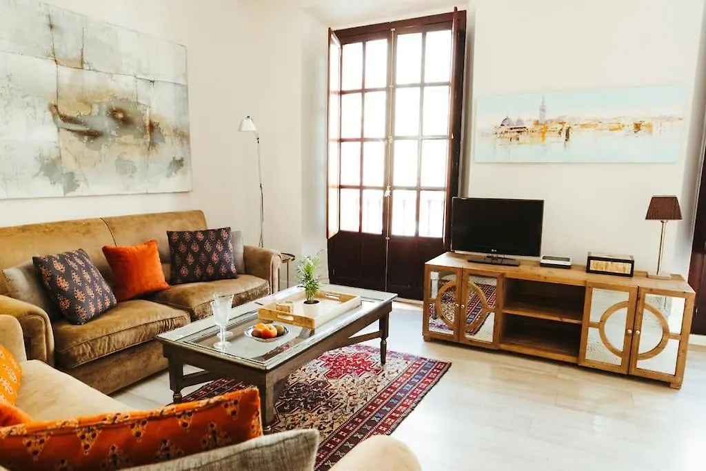Stylish Andalusian House In Historical Center Daire Sevilla 0*,  İspanya